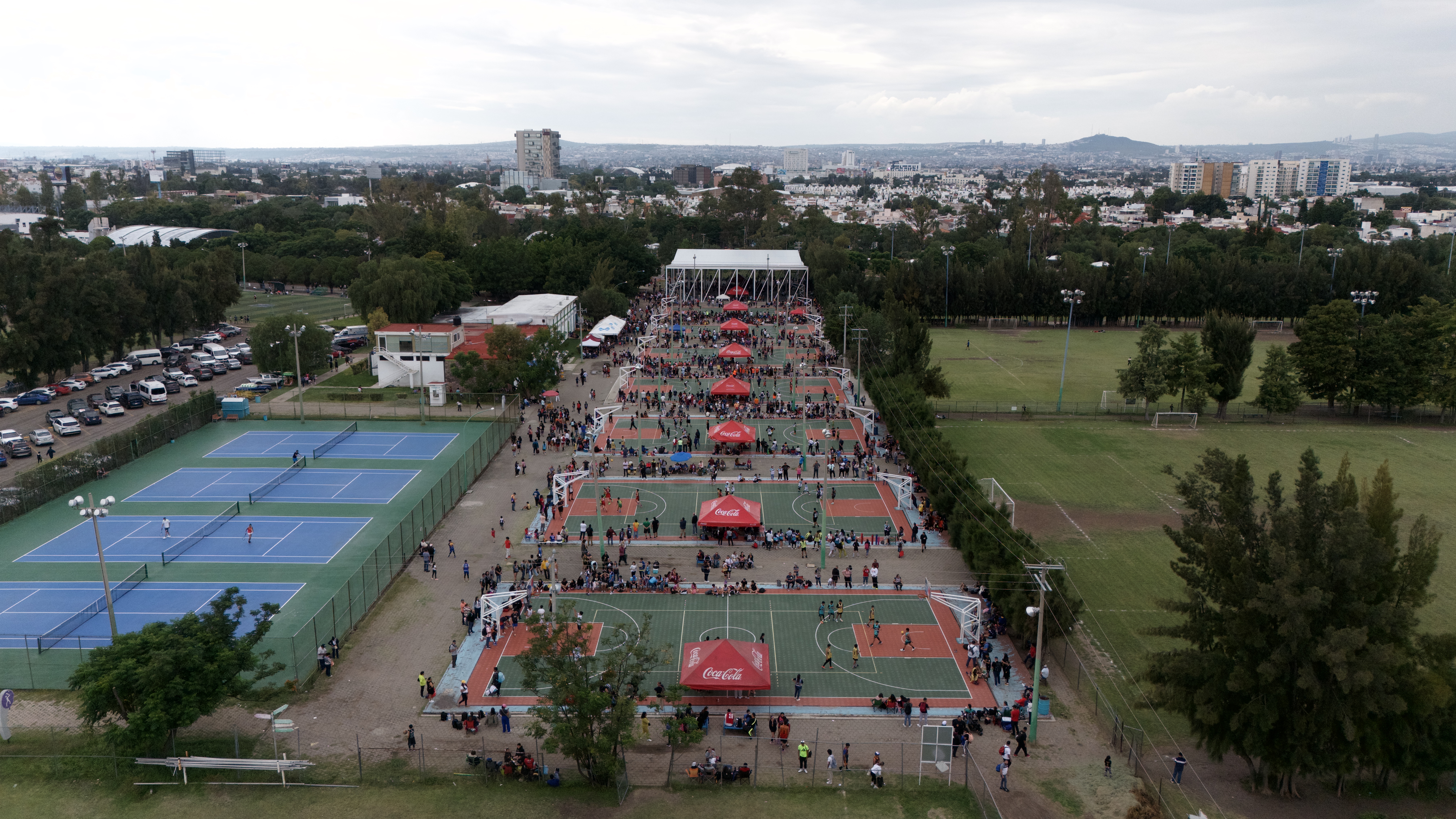 Hoop It Up — Competencia Urbana